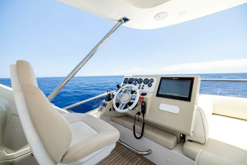 Slide: The Image of Azimut 64 A/Sea - Flybridge 2015 Azimut 64 Flybridge A/Sea - 5267523