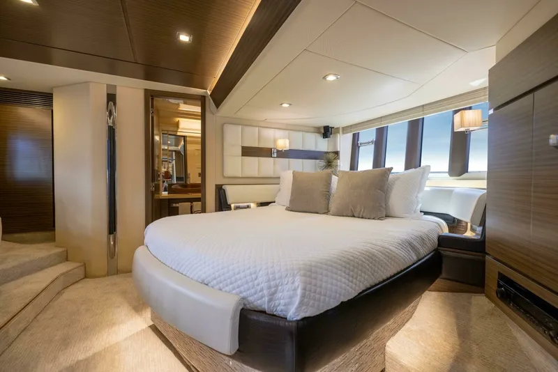 Slide: The Image of Azimut 64 A/Sea - Interior Master Stateroom 2015 Azimut 64 Flybridge A/Sea - 7651364