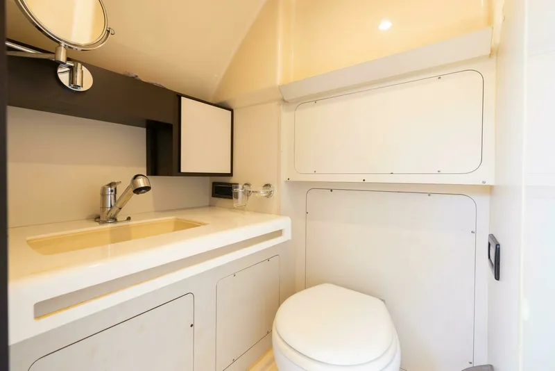 Slide: The Image of Azimut 64 A/Sea - Interior Crew Stateroom Head 2015 Azimut 64 Flybridge A/Sea - 7651377