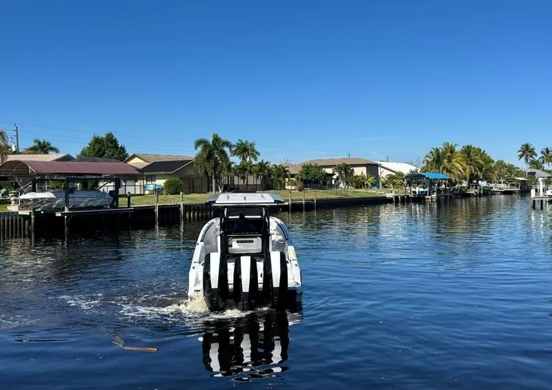 Slide: The Image of Nor-Tech 390 Sport 2026 - 5843513