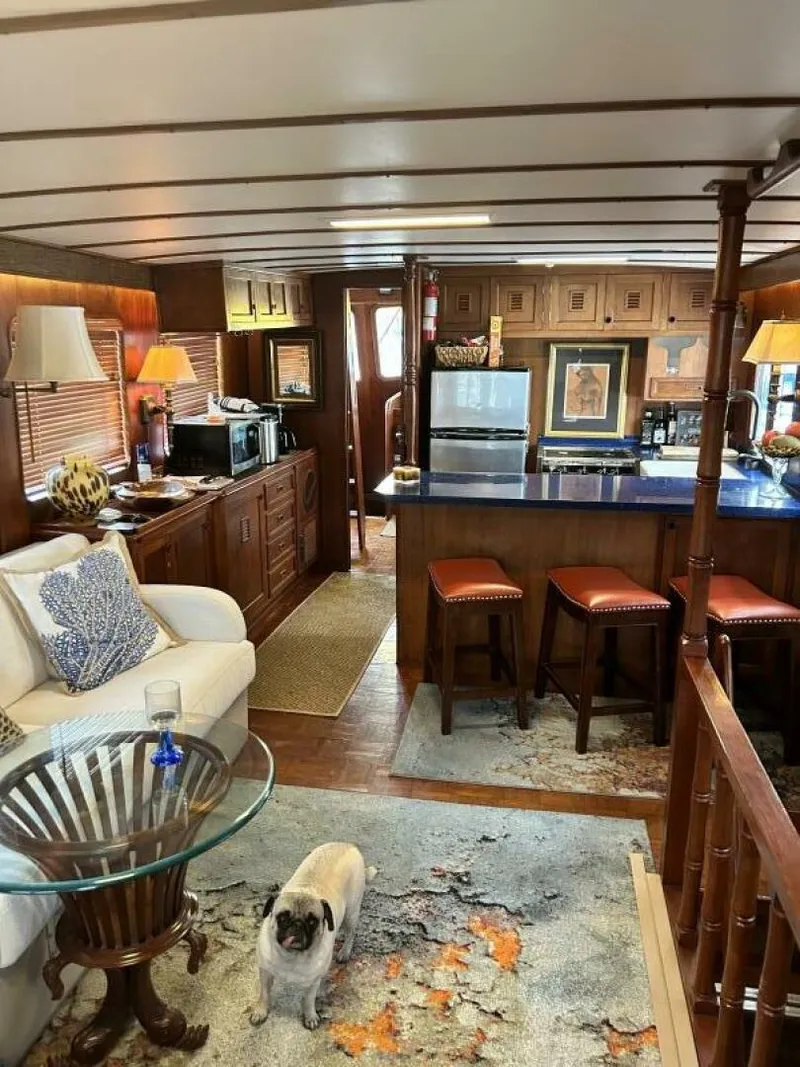 Slide: The Image of Klamath Boats LRC Long Range Trawler 1979 - 5355122