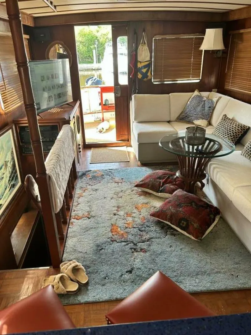 Slide: The Image of Klamath Boats LRC Long Range Trawler 1979 - 5355123