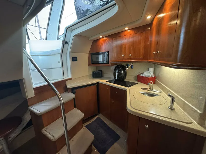 Slide: The Image of Cruisers Yachts 37 2005 - 5267669