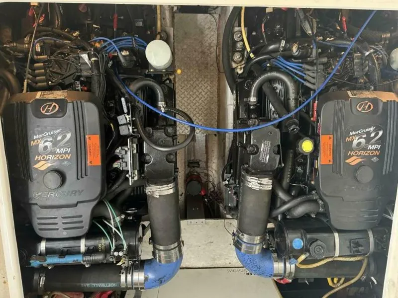 Slide: The Image of Cruisers Yachts 37 2005 - 5267675