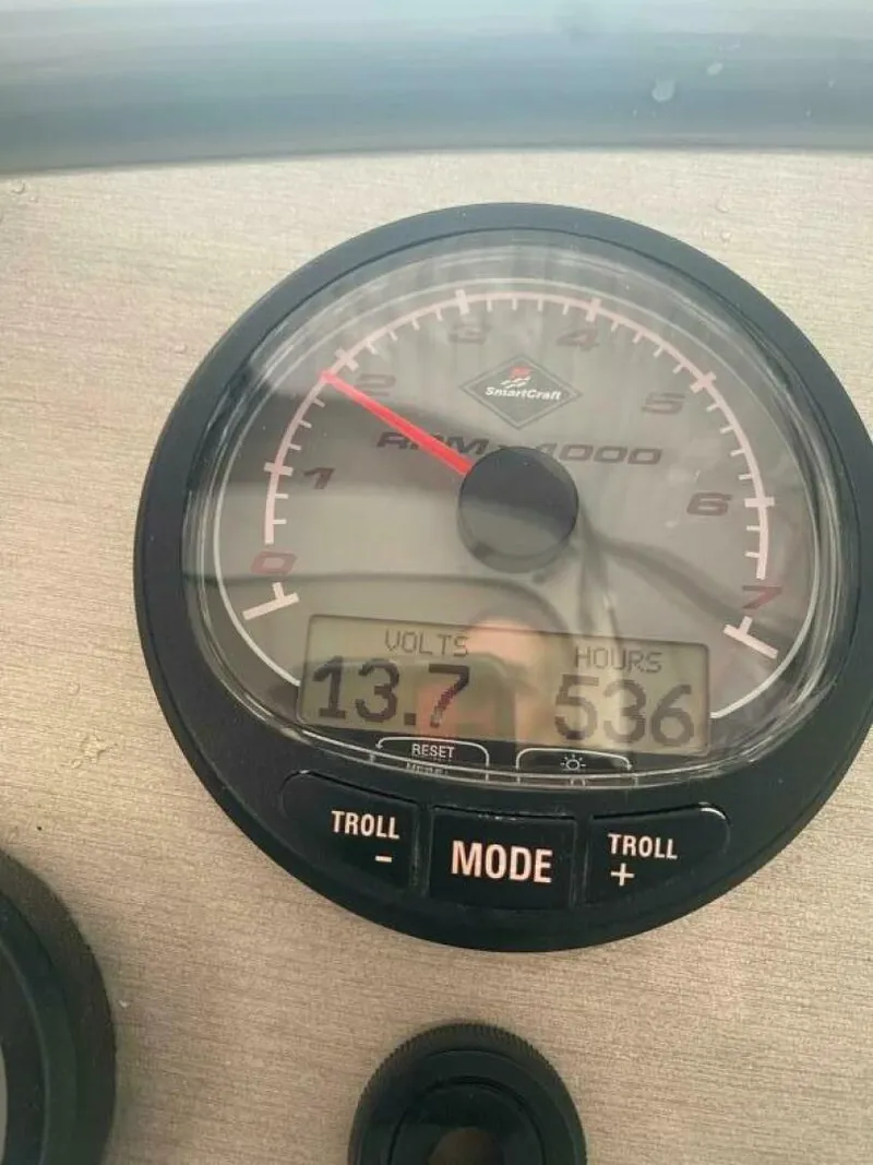 Slide: The Image of Cruisers Yachts 37 2005 - 5267683