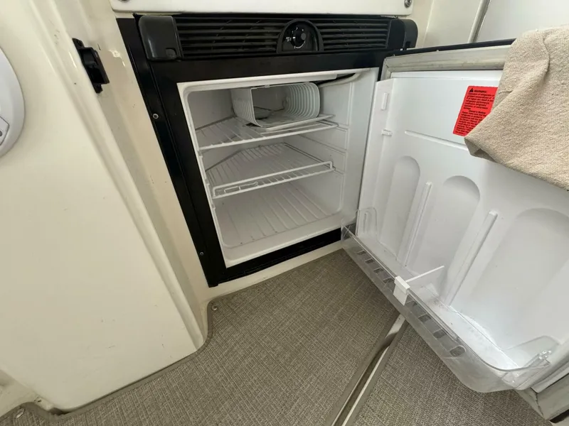 Slide: The Image of Cruisers Yachts 37 2005 - 5267660