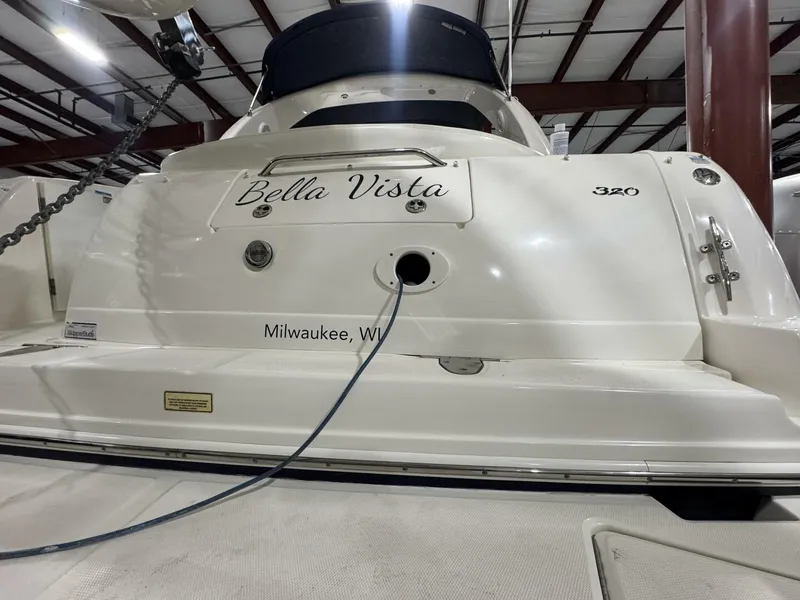 Slide: The Image of Sea Ray 320 Sun Dancer 2004 - 5268213