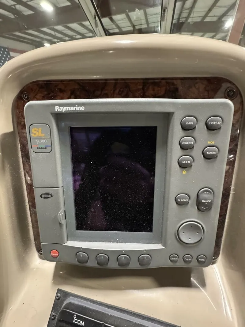 Slide: The Image of Sea Ray 320 Sun Dancer 2004 - 5268242