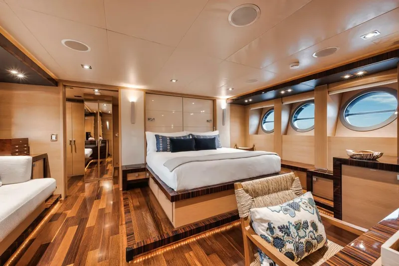 Slide: The Image of Palmer Johnson 120 2006 - 5268816