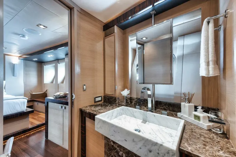 Slide: The Image of Palmer Johnson 120 2006 - 5268825