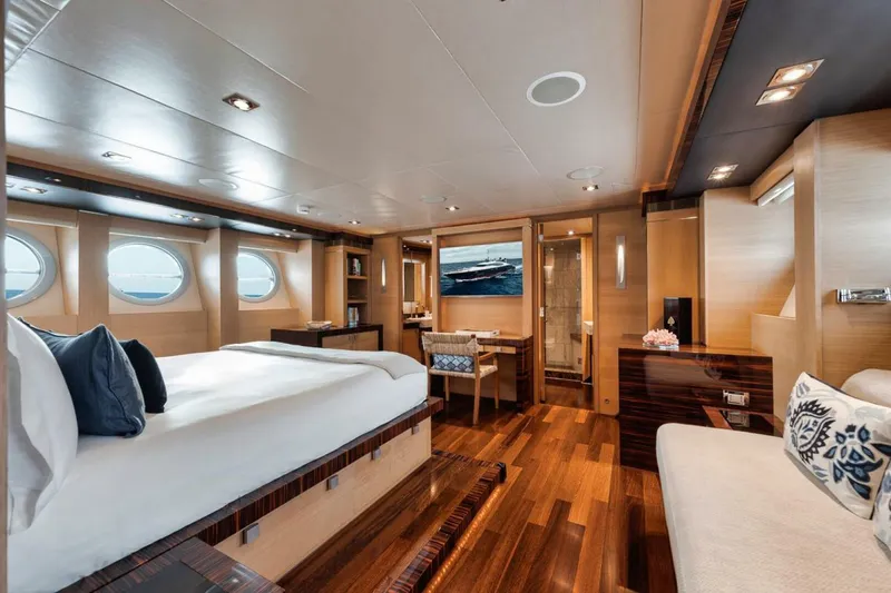 Slide: The Image of Palmer Johnson 120 2006 - 5268832