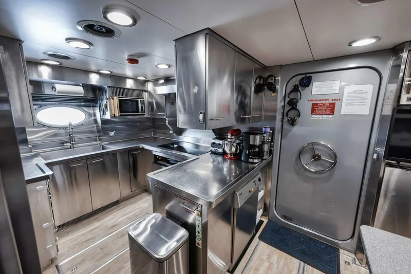 Slide: The Image of Palmer Johnson 120 2006 - 5268844