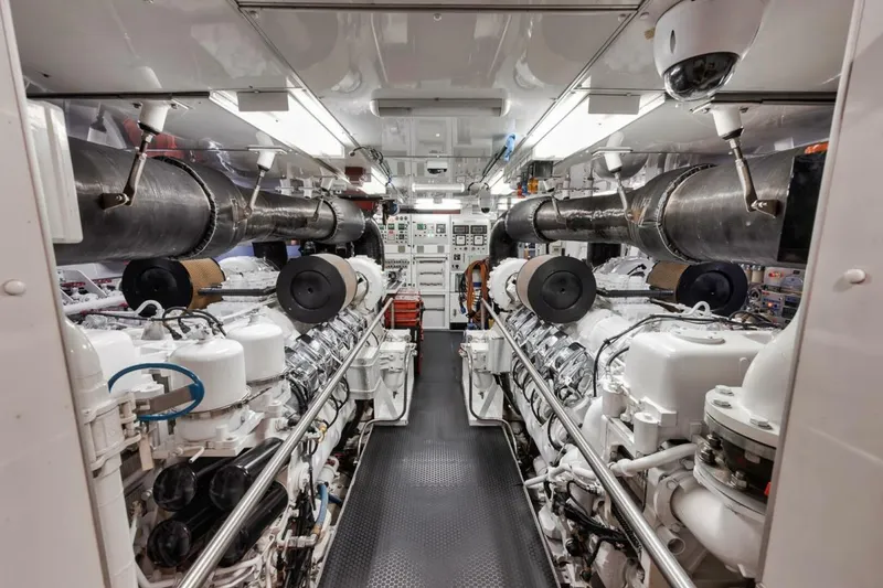 Slide: The Image of Palmer Johnson 120 2006 - 5268857