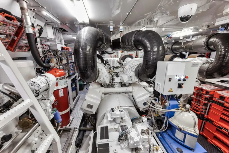 Slide: The Image of Palmer Johnson 120 2006 - 5268851