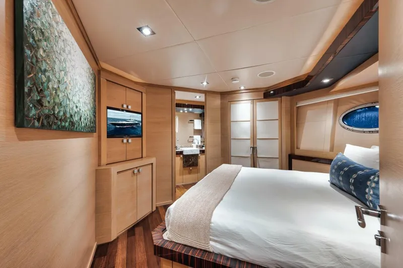 Slide: The Image of Palmer Johnson 120 2006 - 5268795