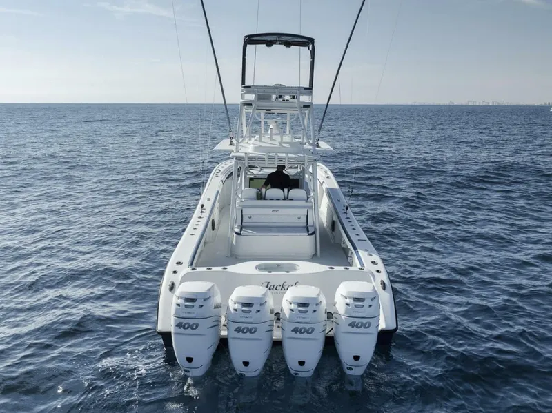 Slide: The Image of Yellowfin 42 2020 - 5269554