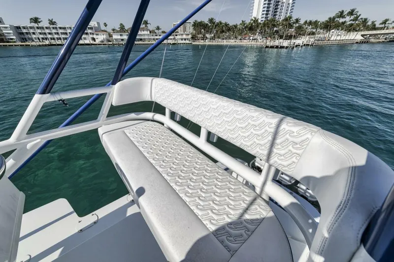 Slide: The Image of Yellowfin 42 2020 - 5269646