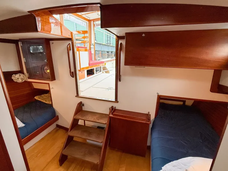 Slide: The Image of John Williams Stanley 38 2003 - 6018352