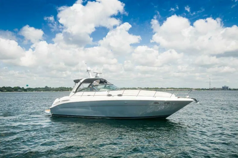 The Image of 2003 Sea Ray 380 Sundancer- STBD Profile  - 5324785