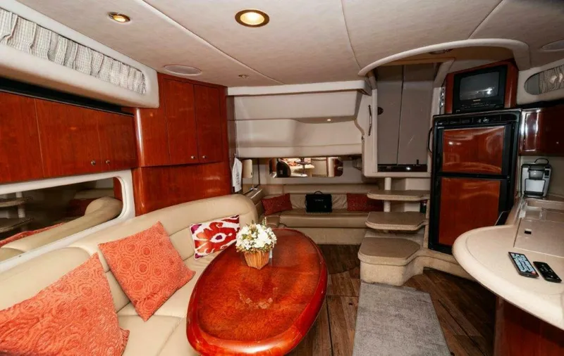 Slide: The Image of 2003 Sea Ray 380 Sundancer- Salon - 5324783