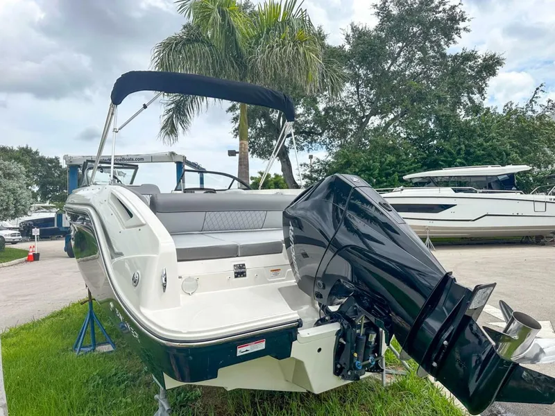 Slide: The Image of Bayliner DX2200 2024 - 5270817