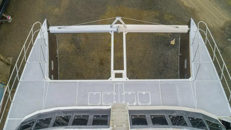 Slide: The Image of Catamaran Bloomfield 86 Motorsailor 2025 - 5506579