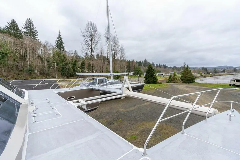 Slide: The Image of Catamaran Bloomfield 86 Motorsailor 2025 - 5506596