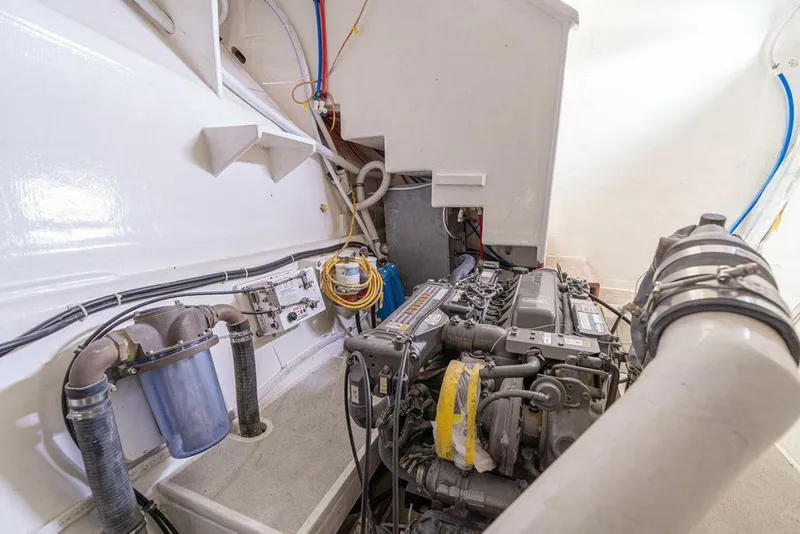 Slide: The Image of Catamaran Bloomfield 86 Motorsailor 2025 - 5506620