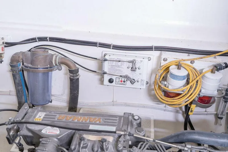 Slide: The Image of Catamaran Bloomfield 86 Motorsailor 2025 - 5506623