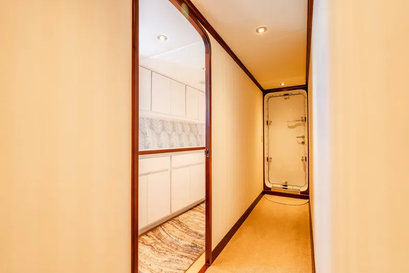 Slide: The Image of Broward Raised Pilothouse 2001 - 5310720