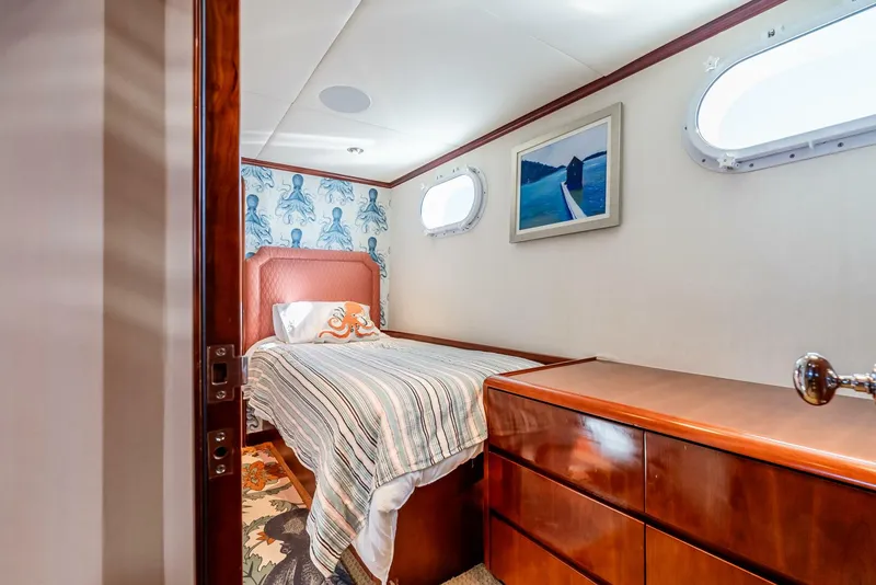 Slide: The Image of Broward Raised Pilothouse 2001 - 5310723