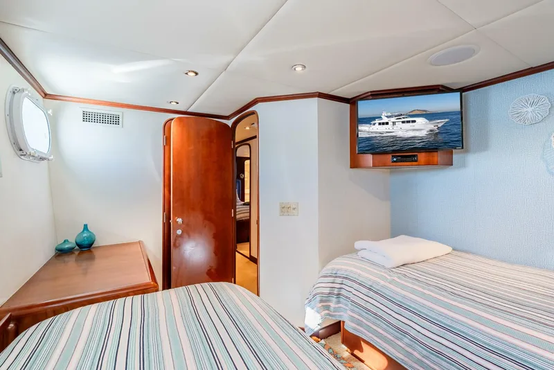 Slide: The Image of Broward Raised Pilothouse 2001 - 5310725