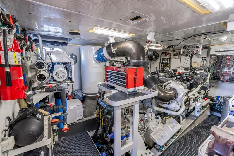 Slide: The Image of Broward Raised Pilothouse 2001 - 5310766