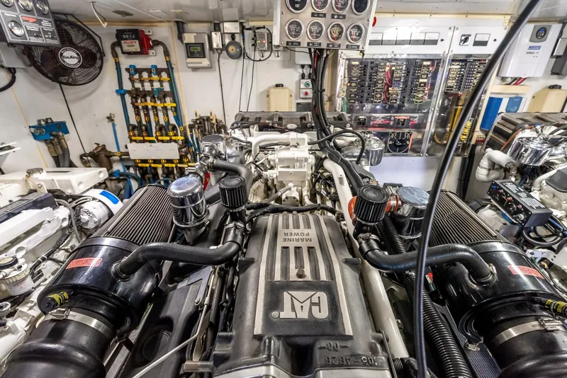 Slide: The Image of Broward Raised Pilothouse 2001 - 5310768