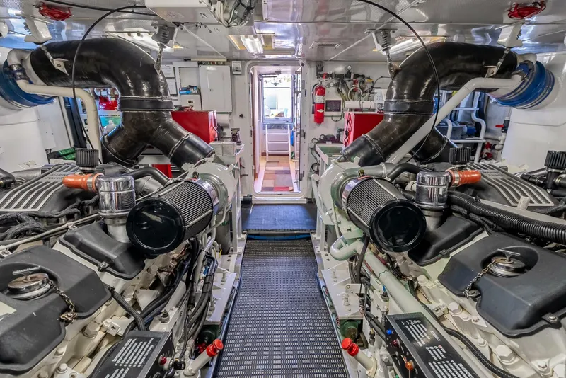 Slide: The Image of Broward Raised Pilothouse 2001 - 5310771