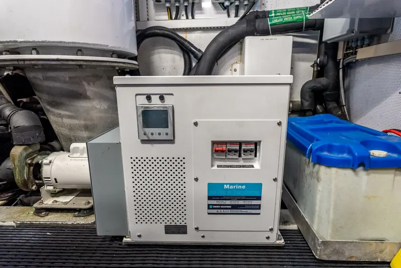 Slide: The Image of Broward Raised Pilothouse 2001 - 5310773