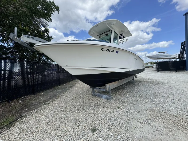 Slide: The Image of 2 Port Bow Dry Bow Flare - 5274276