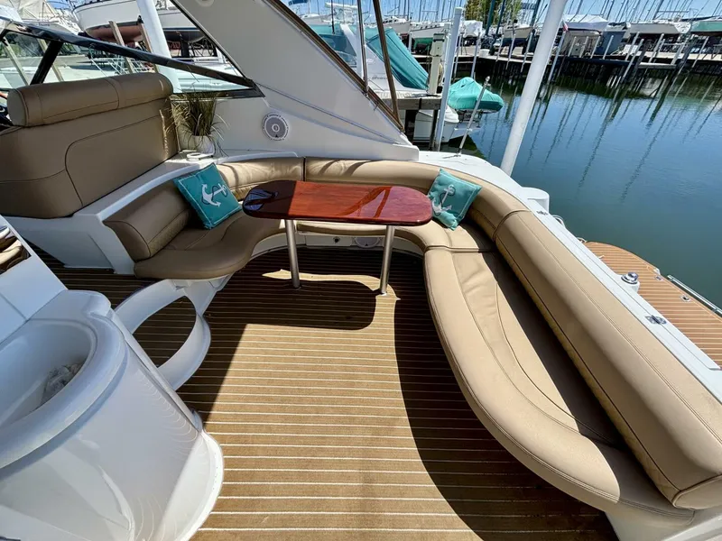 Slide: The Image of Cruisers Yachts 4270 Express 2001 - 5278279