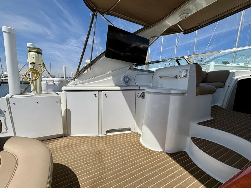 Slide: The Image of Cruisers Yachts 4270 Express 2001 - 5278280