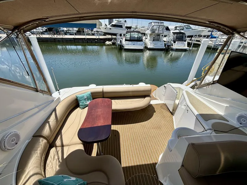 Slide: The Image of Cruisers Yachts 4270 Express 2001 - 5278292