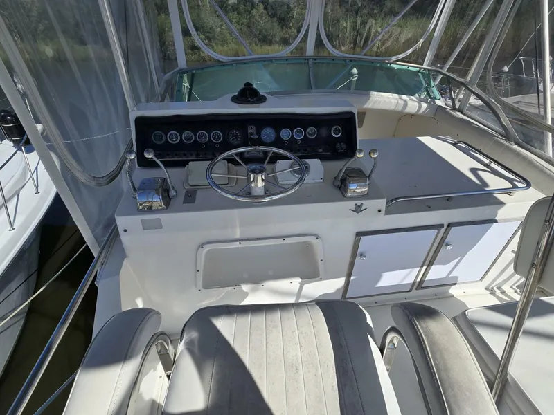 Slide: The Image of Bertram 38 1981 - 5272738