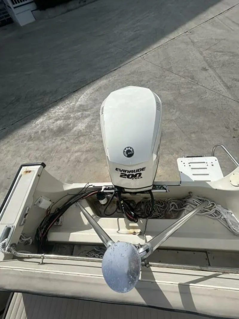 Slide: The Image of Boston Whaler 20 1988 - 5272721