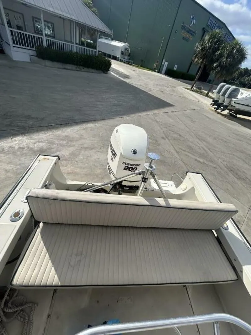 Slide: The Image of Boston Whaler 20 1988 - 5272720