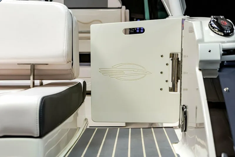 Slide: The Image of Chaparral 280 OSX 2025 - 5272822