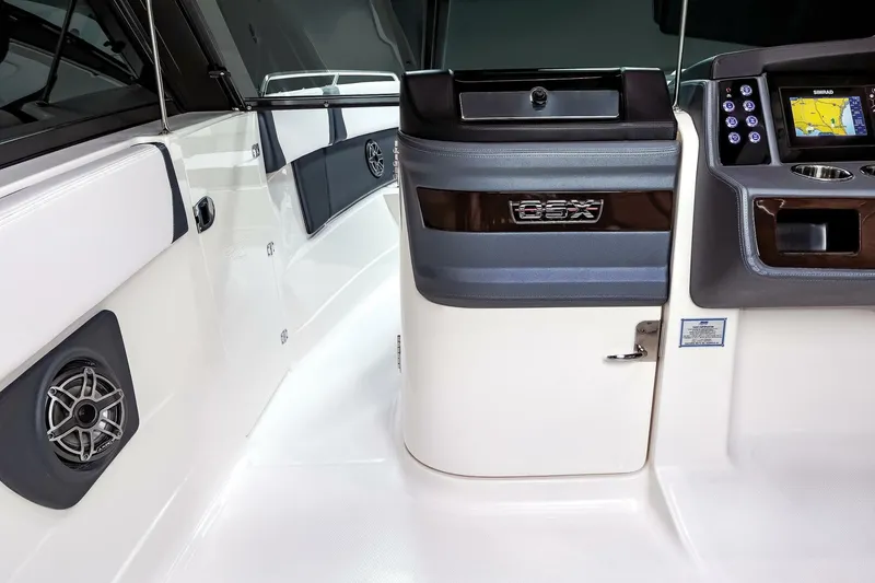 Slide: The Image of Chaparral 280 OSX 2025 - 5272840