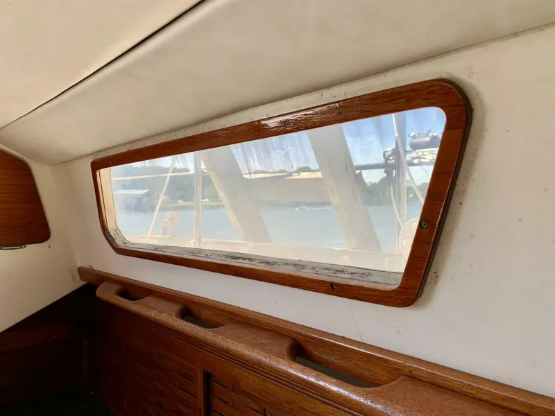 Slide: The Image of Sabre 36 1986 - 5278867