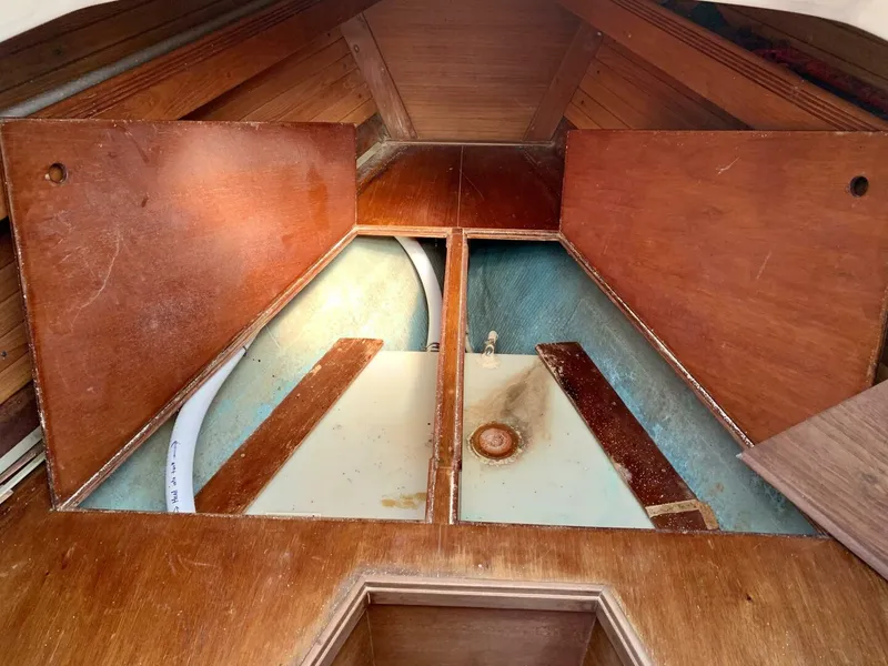 Slide: The Image of Sabre 36 1986 - 5278884