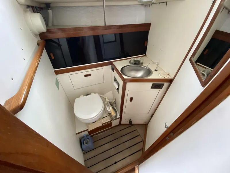 Slide: The Image of Sabre 36 1986 - 5535769