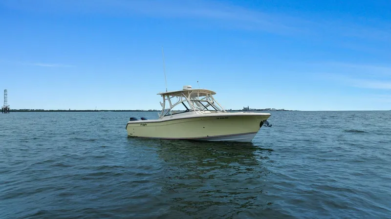 Slide: The Image of 2016 Grady White 28 Freedom - 5321819