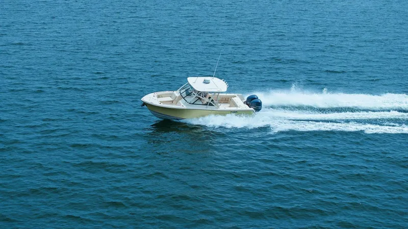 Slide: The Image of 2016 Grady White 28 Freedom - 5321841